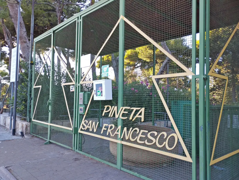 I migliori parchi e giardini di Bari: le oasi verdi della città 9 pineta di san francesco bari