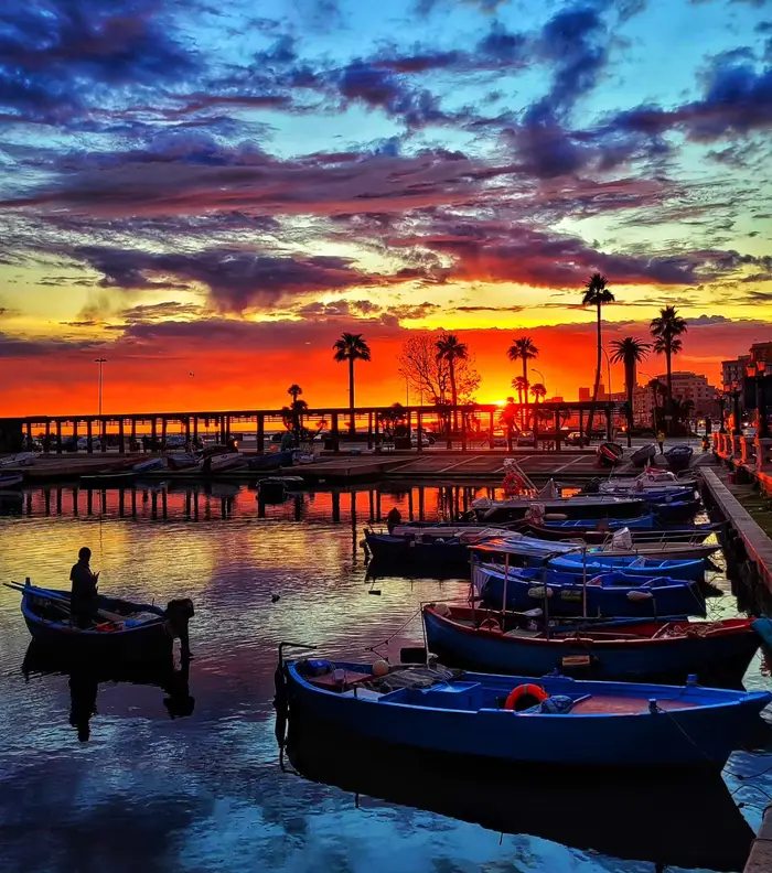 Nderr alla Lanz, il vecchio porticciolo di Bari 2 tramonto su nderr alla lanz bari