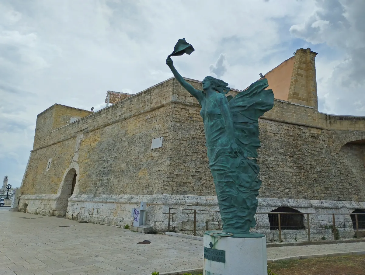 Fortino San Antonio muraglia bari vecchia