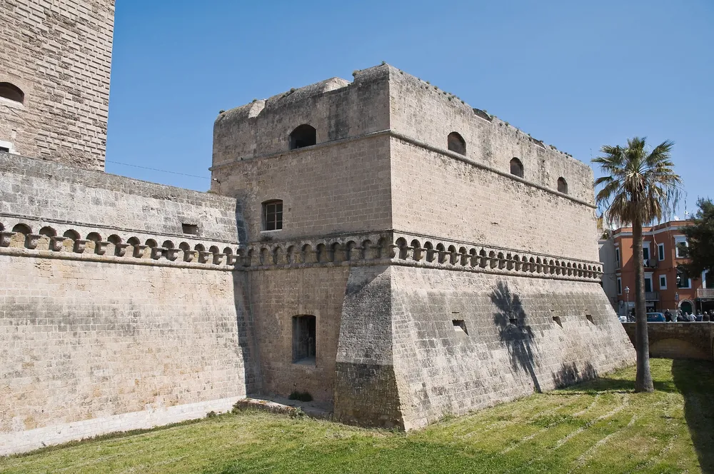 castello normanno svevo bari vecchia