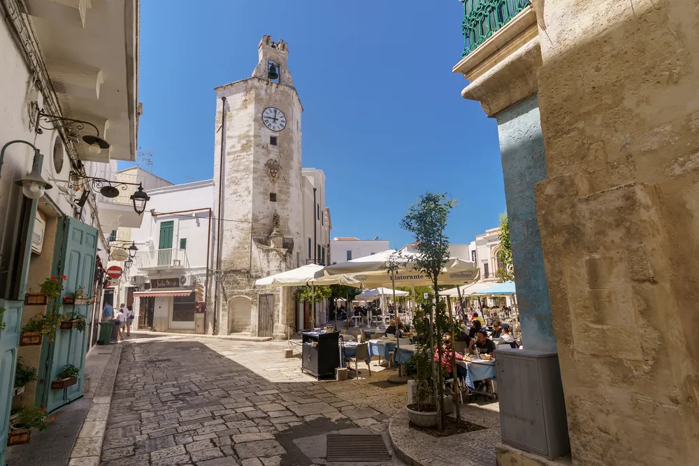torre orologio piazza garibaldi monopoli